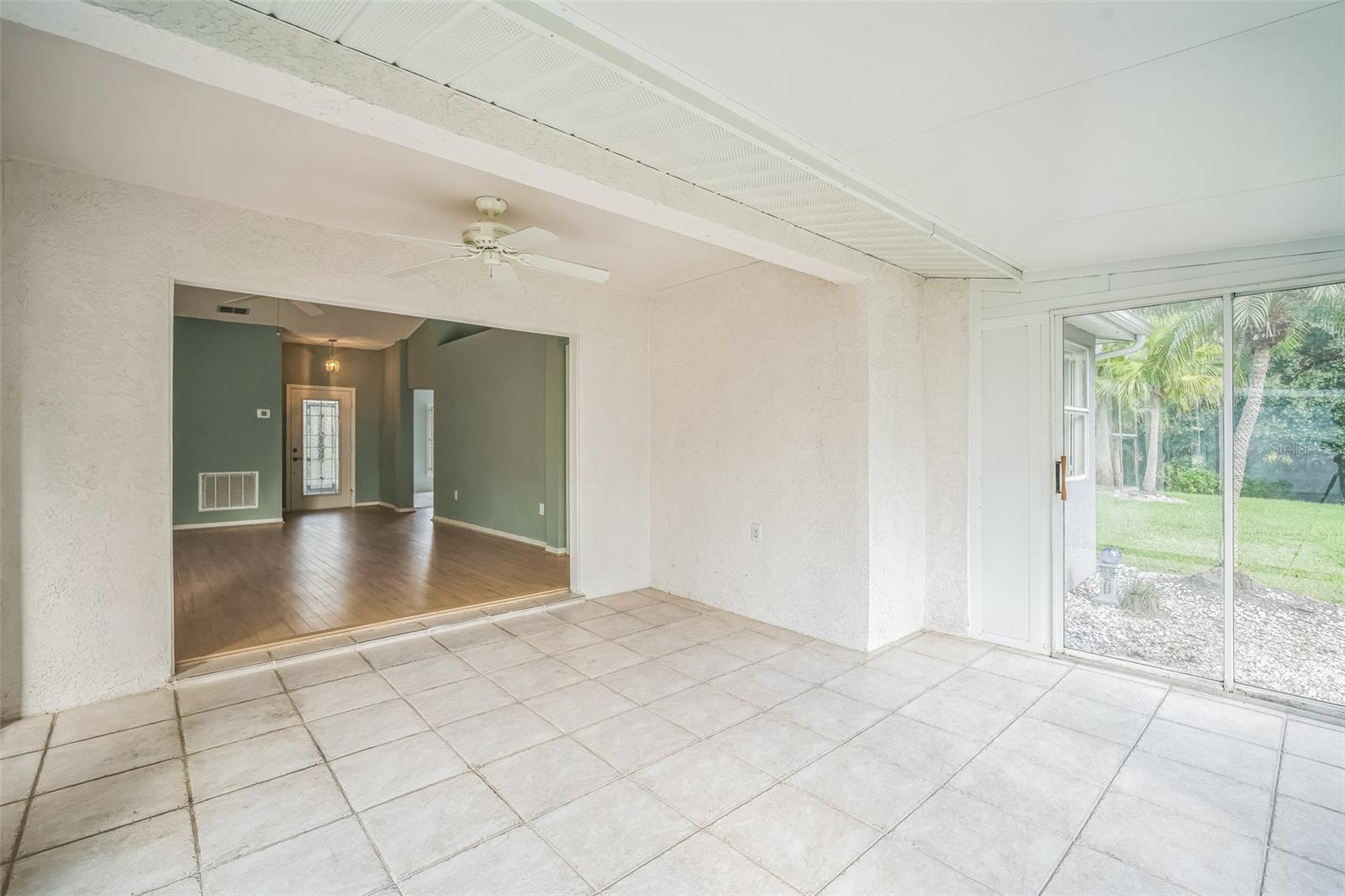 Image 20 of 31 For 2015 Gardenia Landings Lane