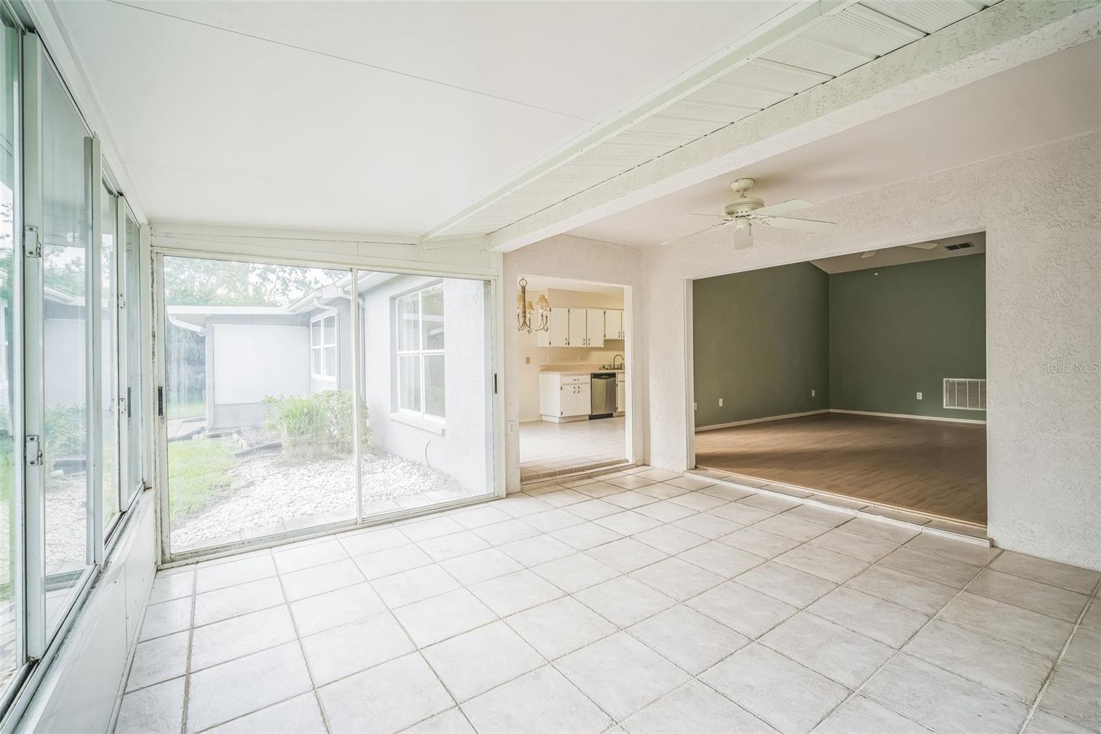 Image 21 of 31 For 2015 Gardenia Landings Lane
