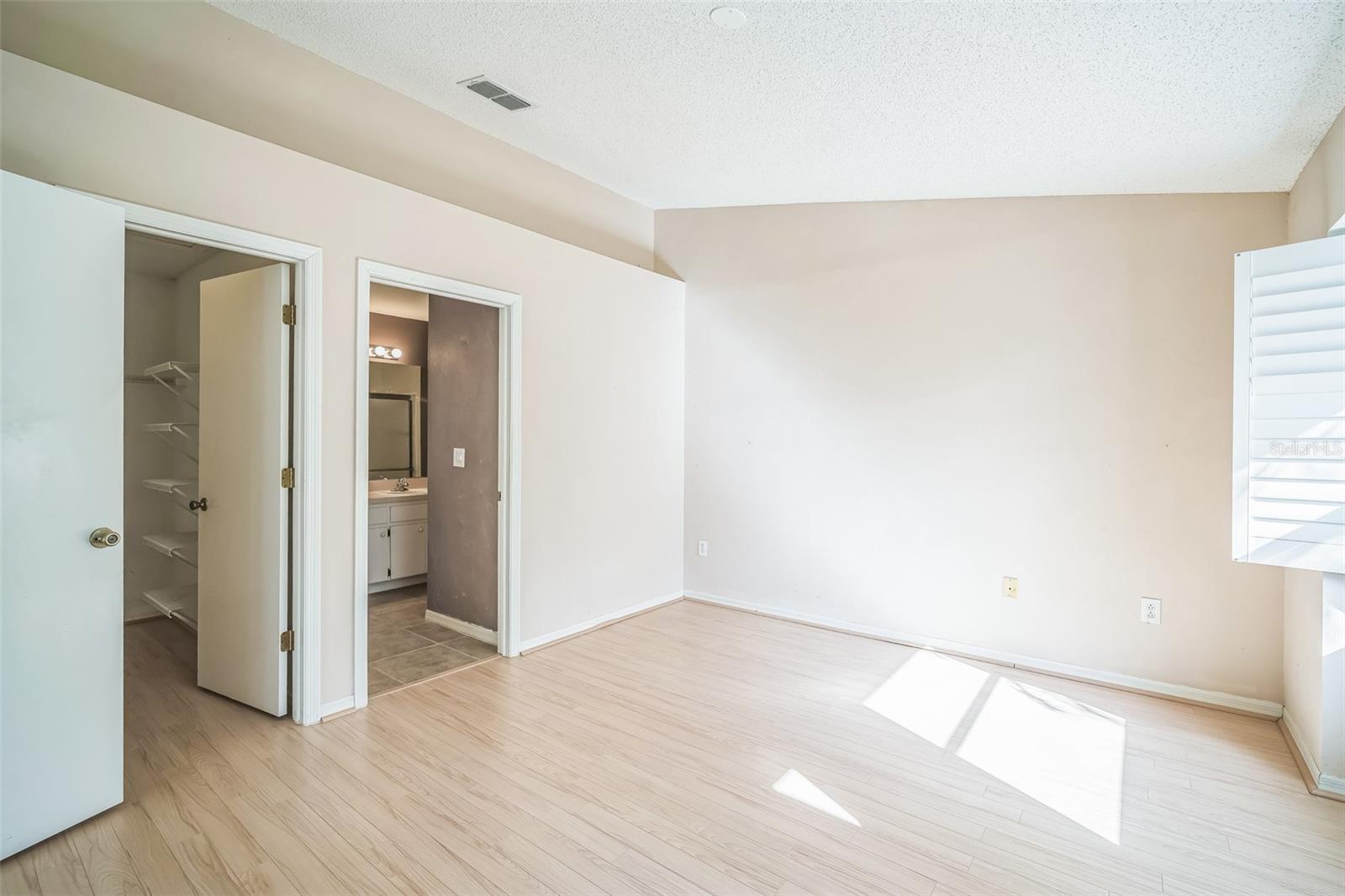 Image 22 of 31 For 2015 Gardenia Landings Lane