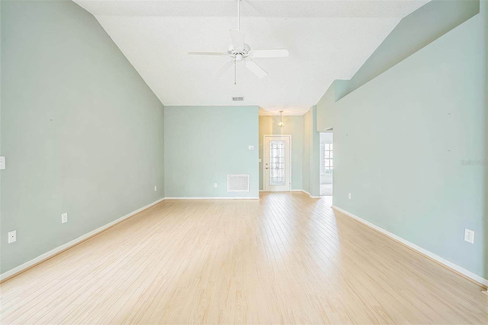 Image 29 of 31 For 2015 Gardenia Landings Lane