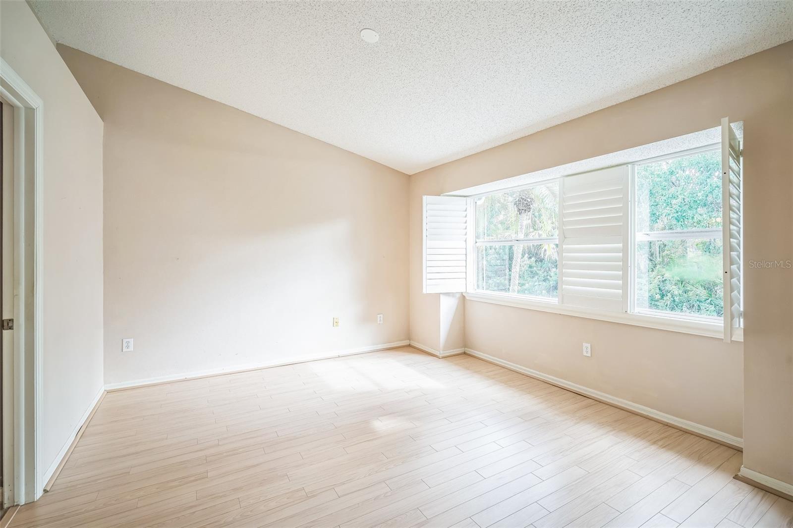 Image 8 of 31 For 2015 Gardenia Landings Lane