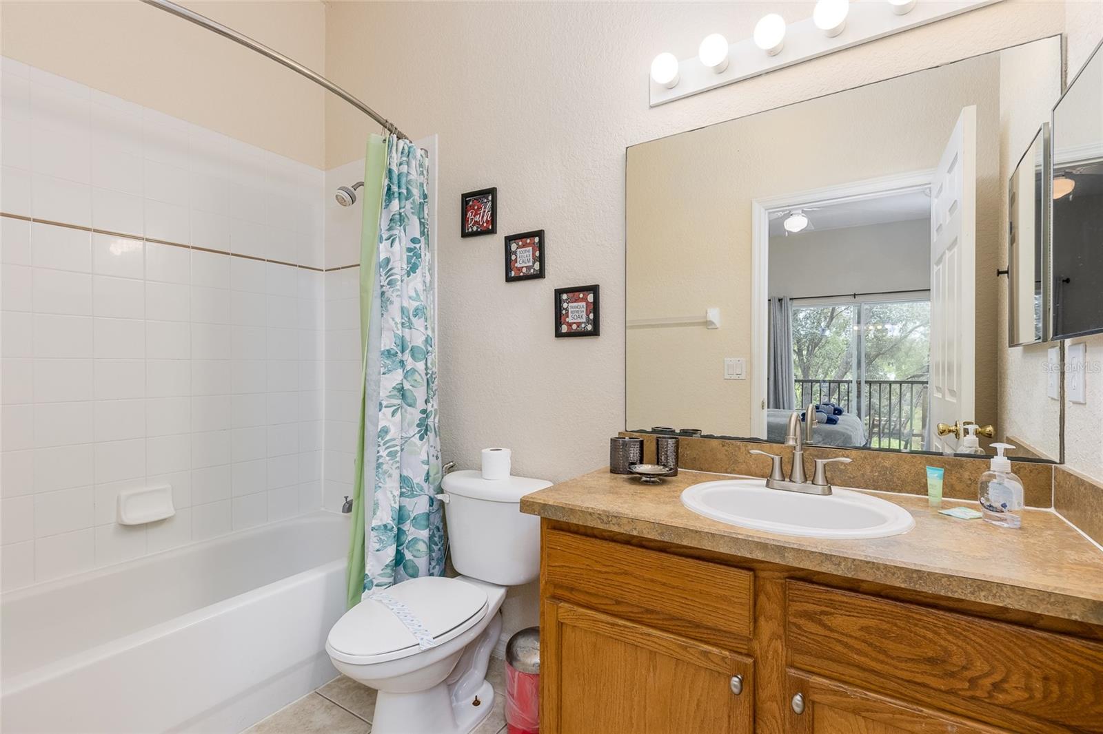 Image 20 of 42 For 110 Watling Way 25204