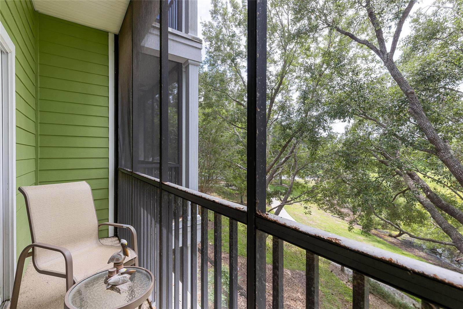 Image 22 of 42 For 110 Watling Way 25204