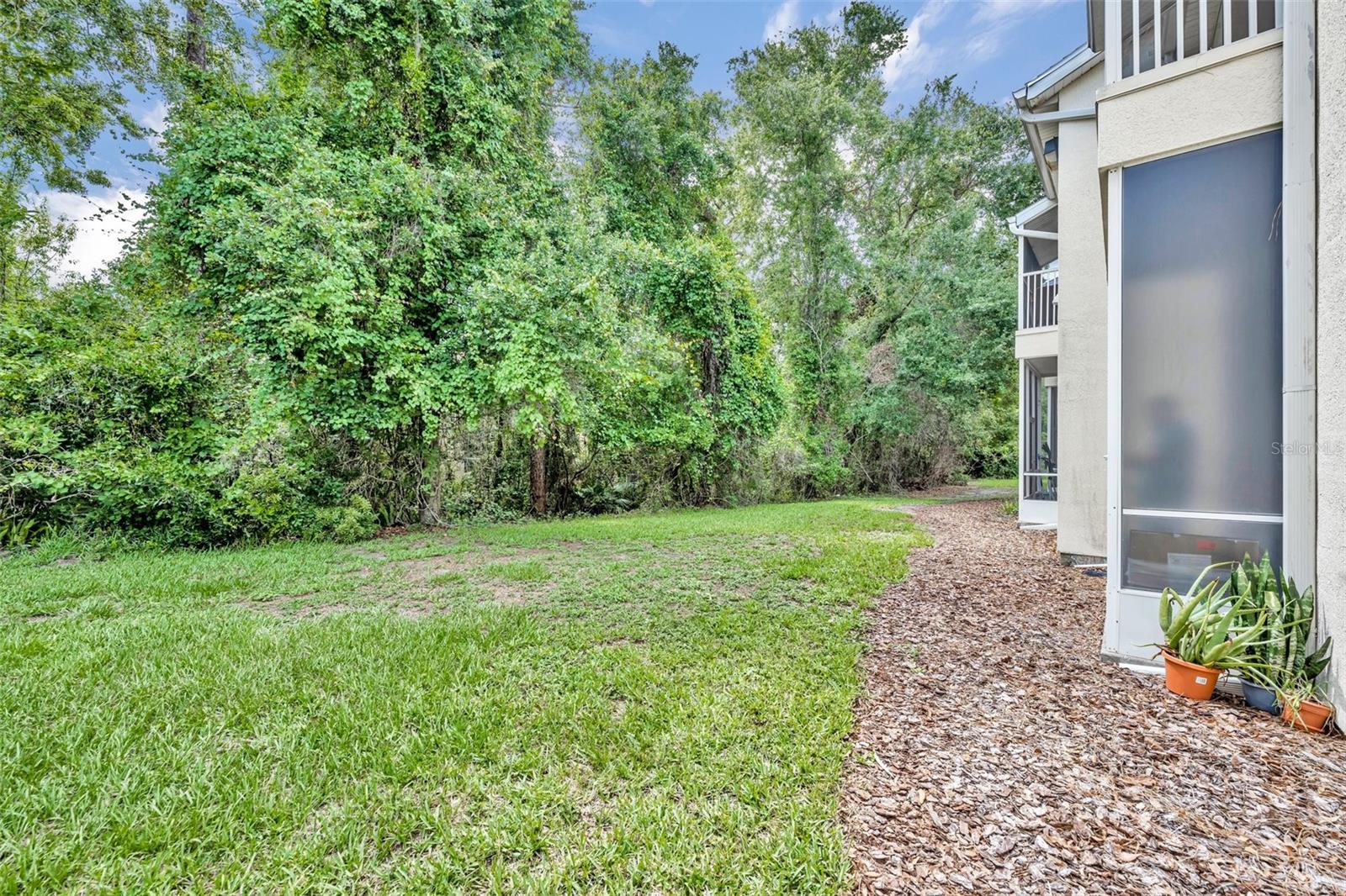 Image 16 of 23 For 141 Reserve Circle 113