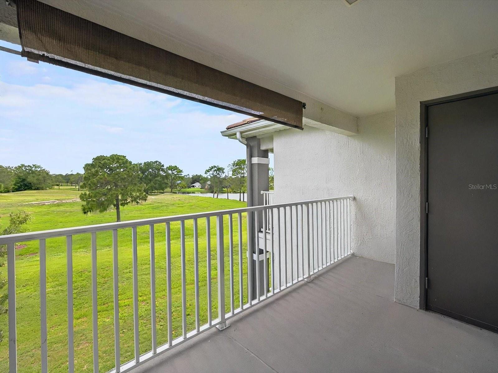 Image 3 of 35 For 13917 Fairway Island Drive 931