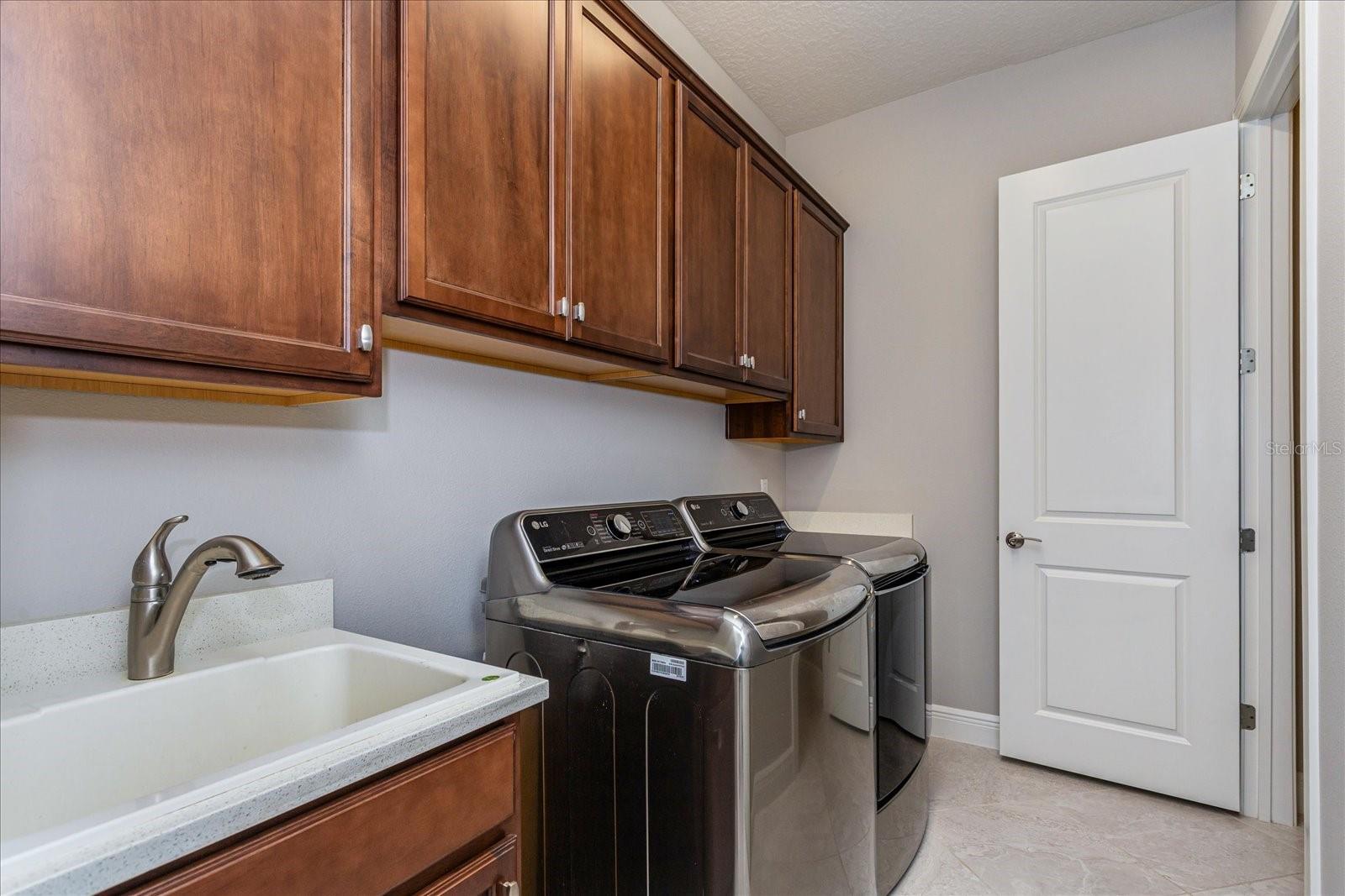 Image 24 of 28 For 10891 Savona Way