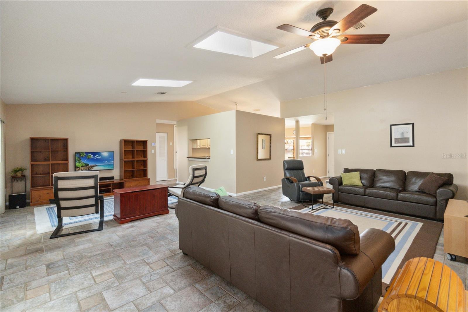 Image 17 of 68 For 11412 Stamfield Drive