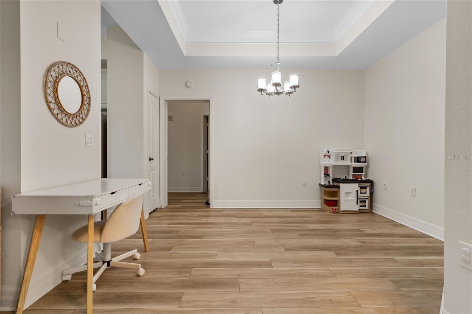 Image 10 of 66 For 500 Mirasol Circle 203