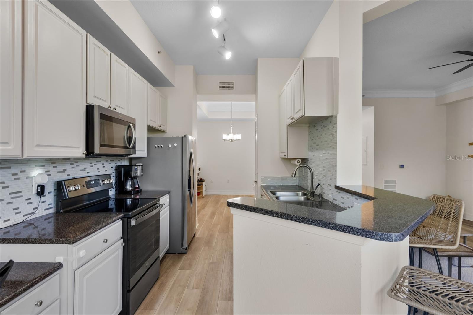 Image 17 of 66 For 500 Mirasol Circle 203
