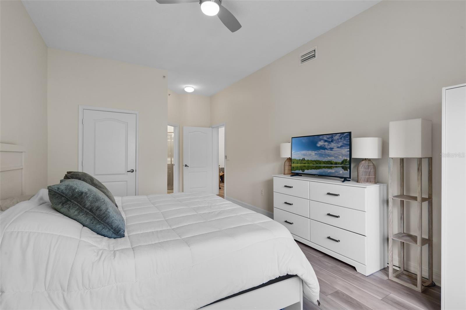 Image 27 of 66 For 500 Mirasol Circle 203