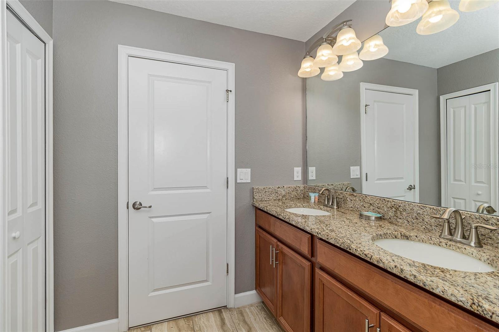 Image 26 of 59 For 1403 Rolling Fairway Drive