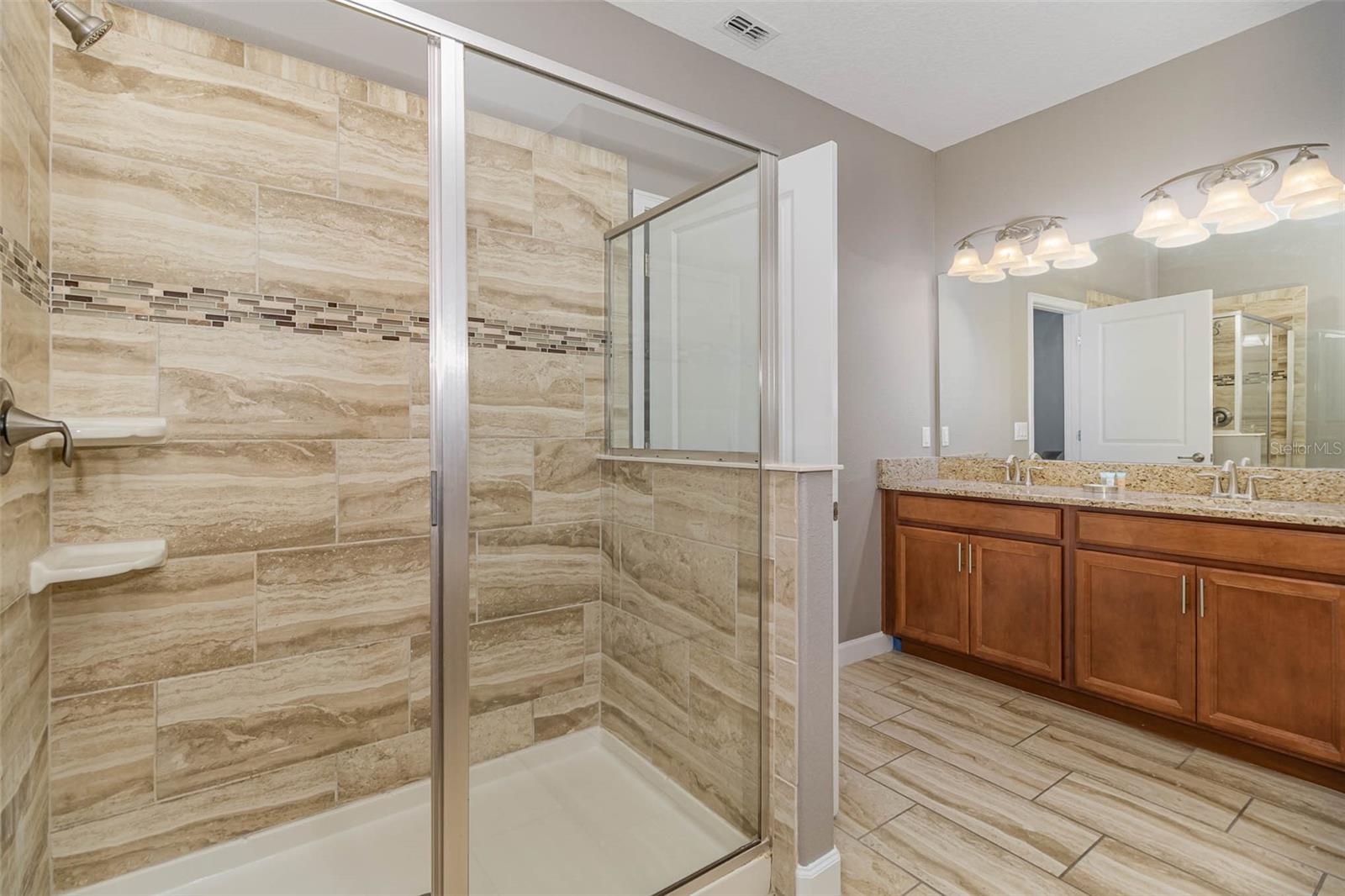 Image 43 of 59 For 1403 Rolling Fairway Drive