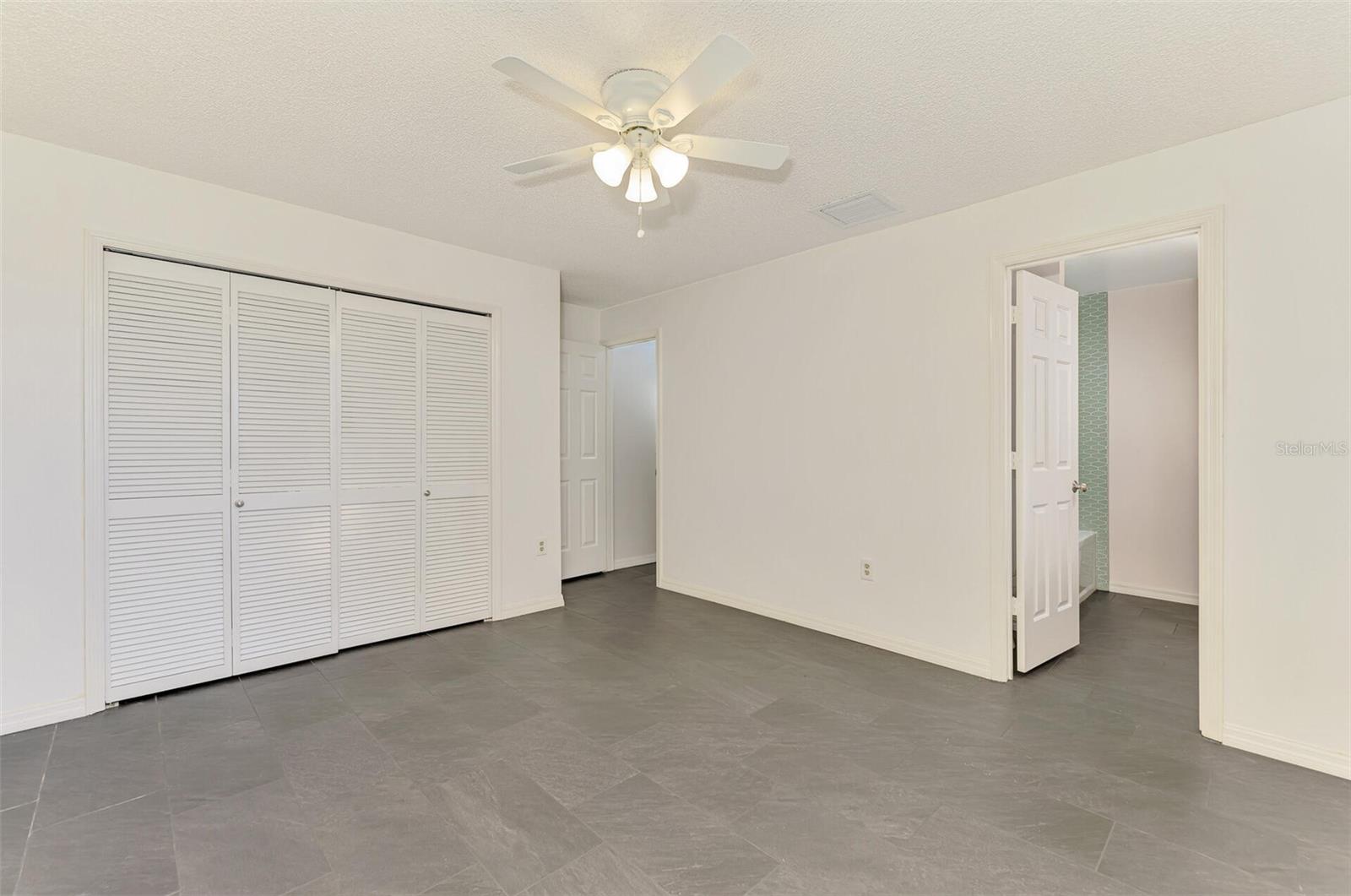 Image 19 of 31 For 2504 Tanglewood Drive