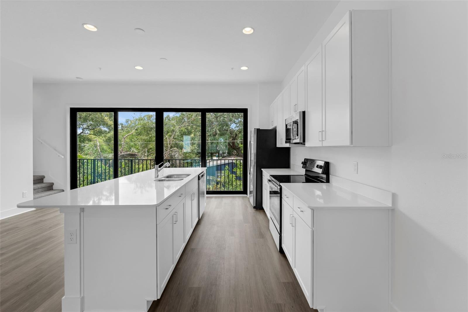 Image 11 of 30 For 56 Harding Street