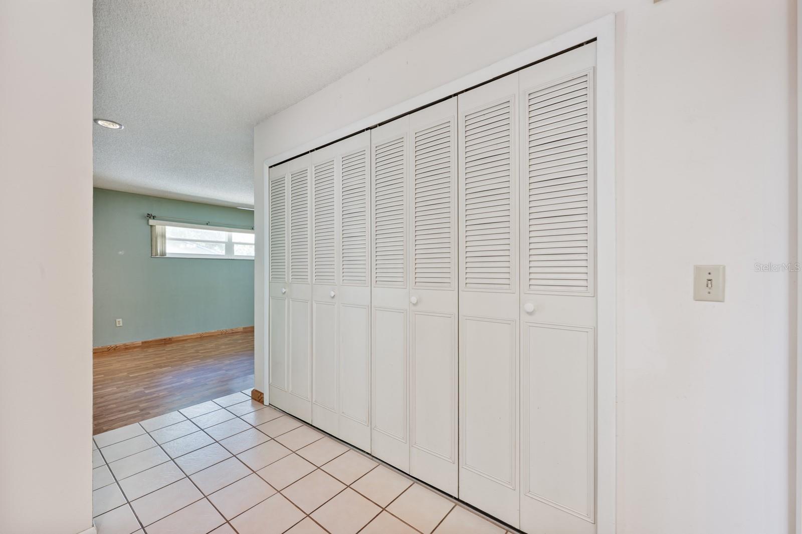Image 18 of 48 For 625 Mockingbird Lane