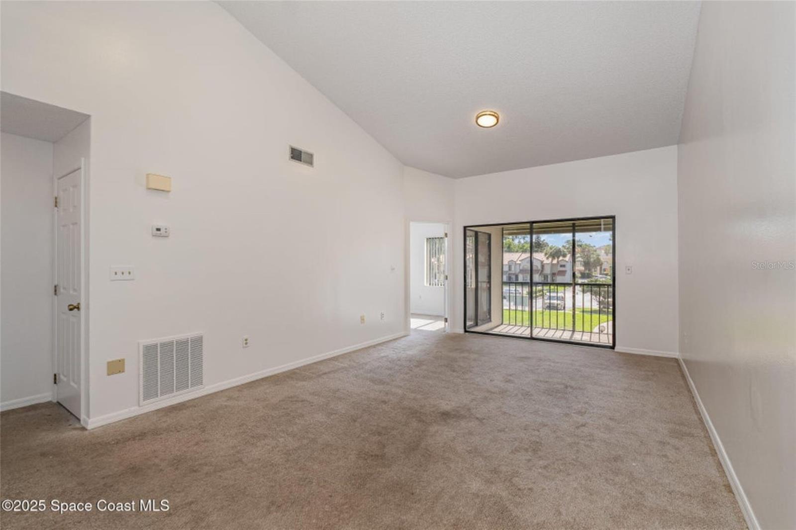 Image 6 of 19 For 1051 Country Club Drive 521