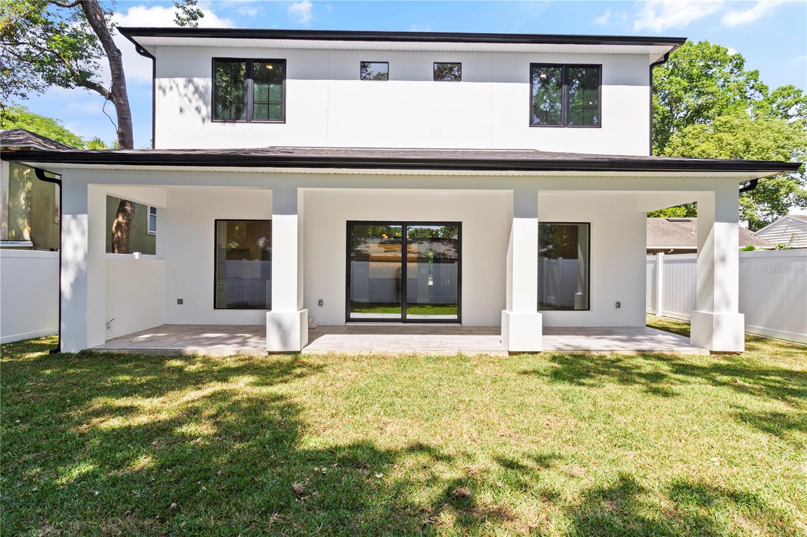 Image 11 of 33 For 1217 Cloverlawn Avenue