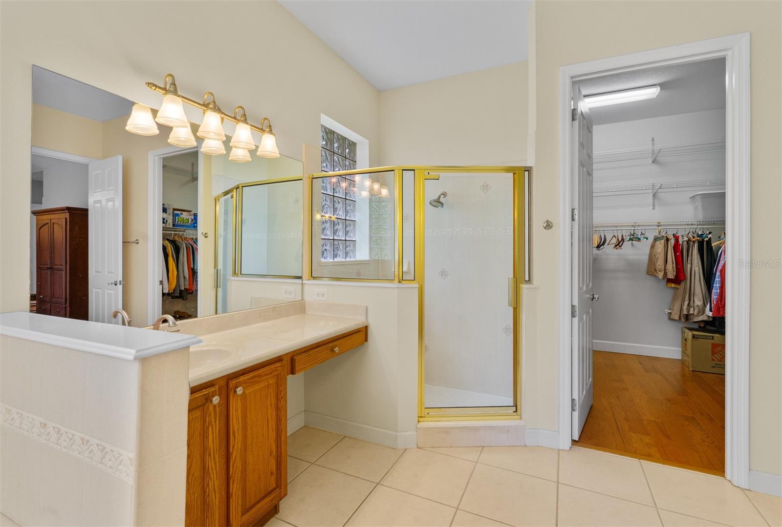 Image 32 of 74 For 3372 Bellington Drive