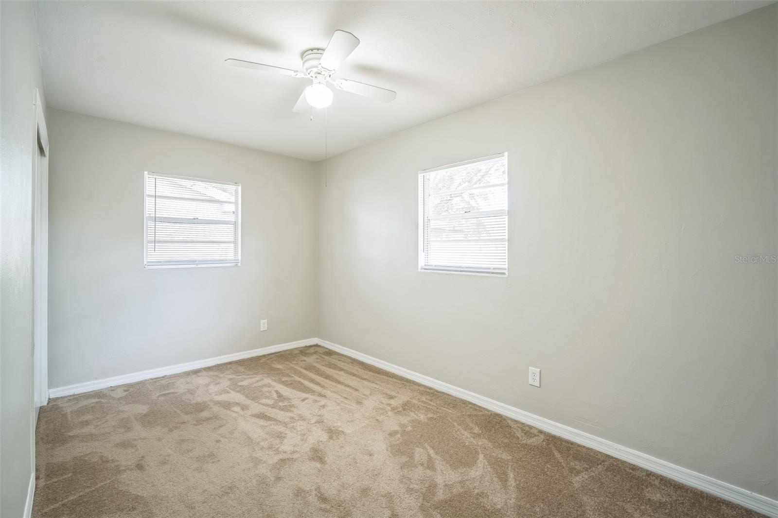 Listing photo id 17 for 2307 Freemason Street