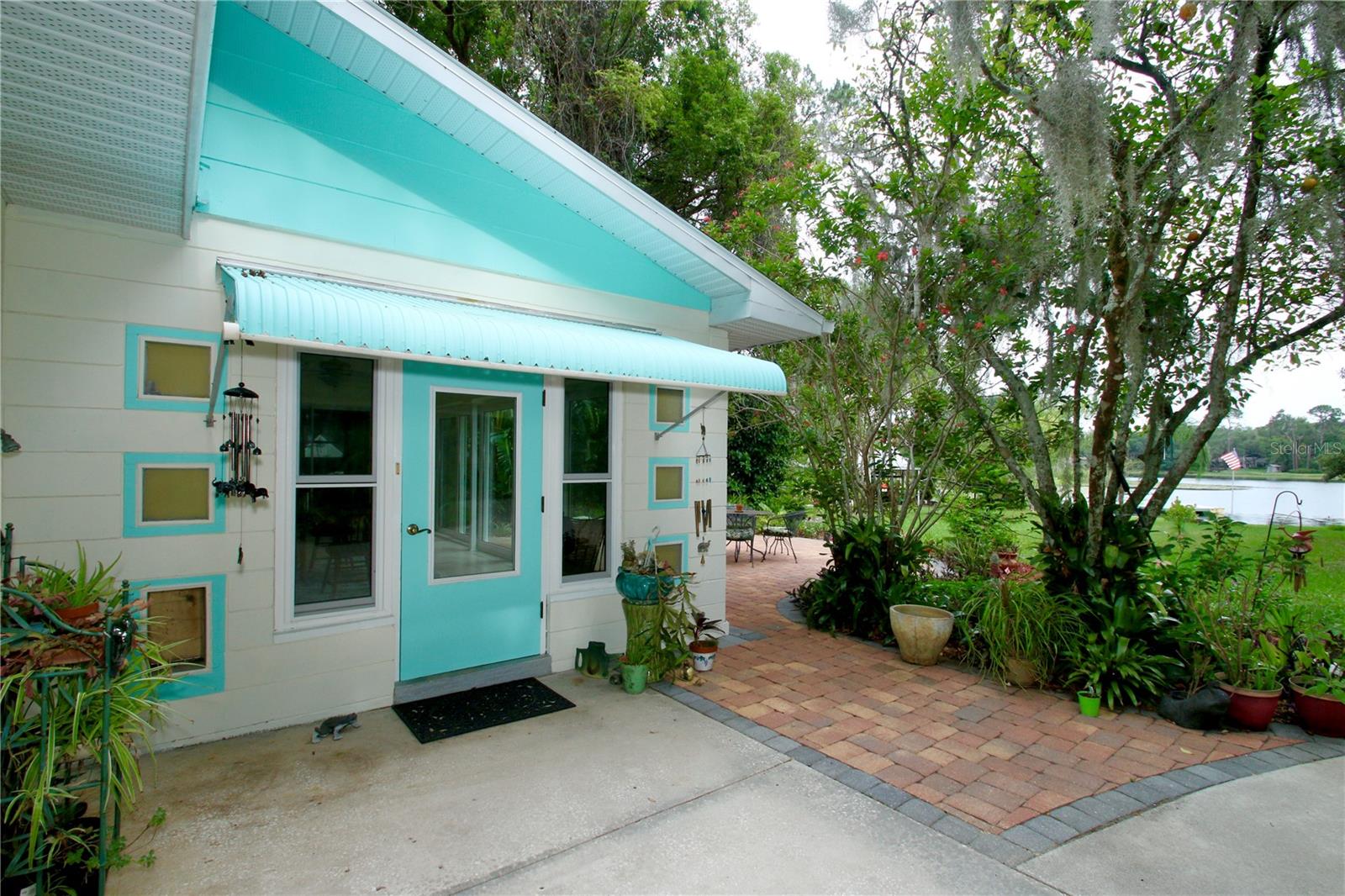 Image 10 of 35 For 1405 Periwinkle Avenue