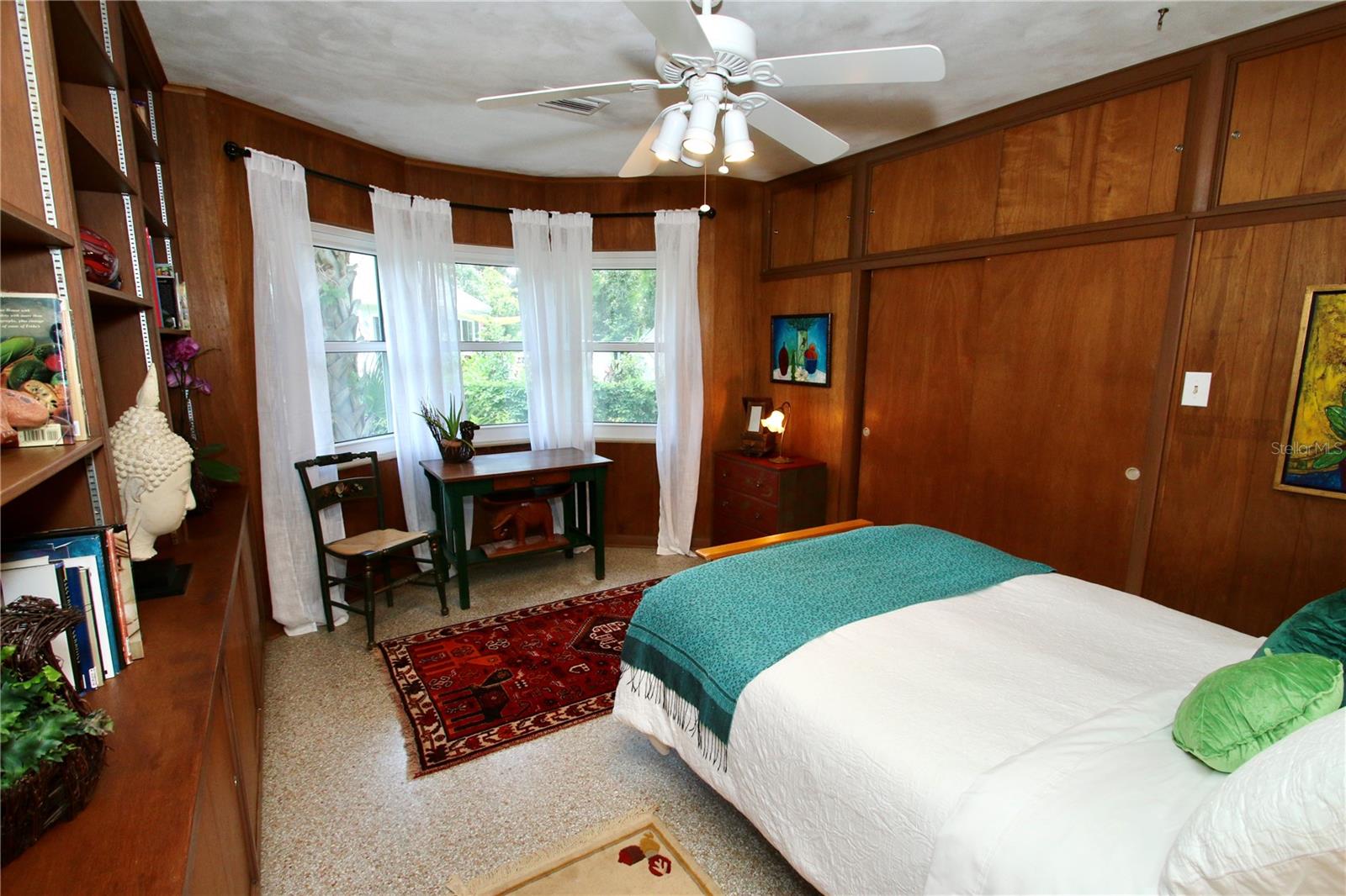 Image 22 of 35 For 1405 Periwinkle Avenue