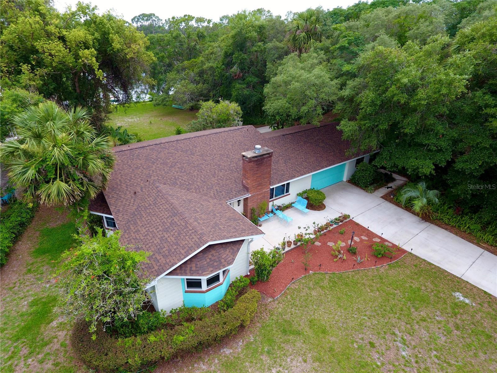 Image 30 of 35 For 1405 Periwinkle Avenue