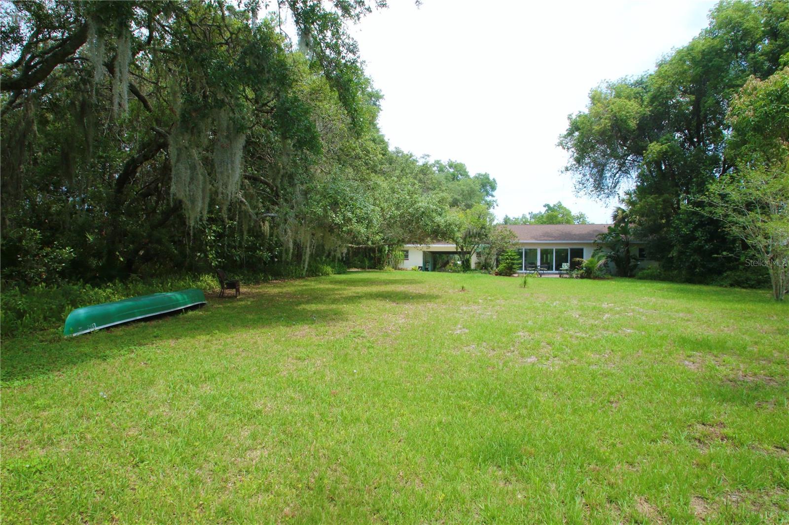 Image 32 of 35 For 1405 Periwinkle Avenue