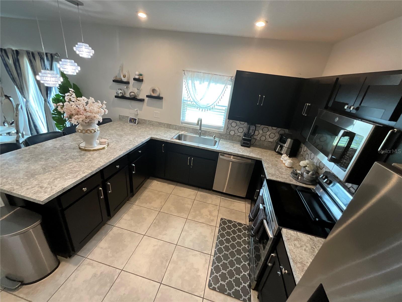 Image 17 of 52 For 1193 Catskill Drive
