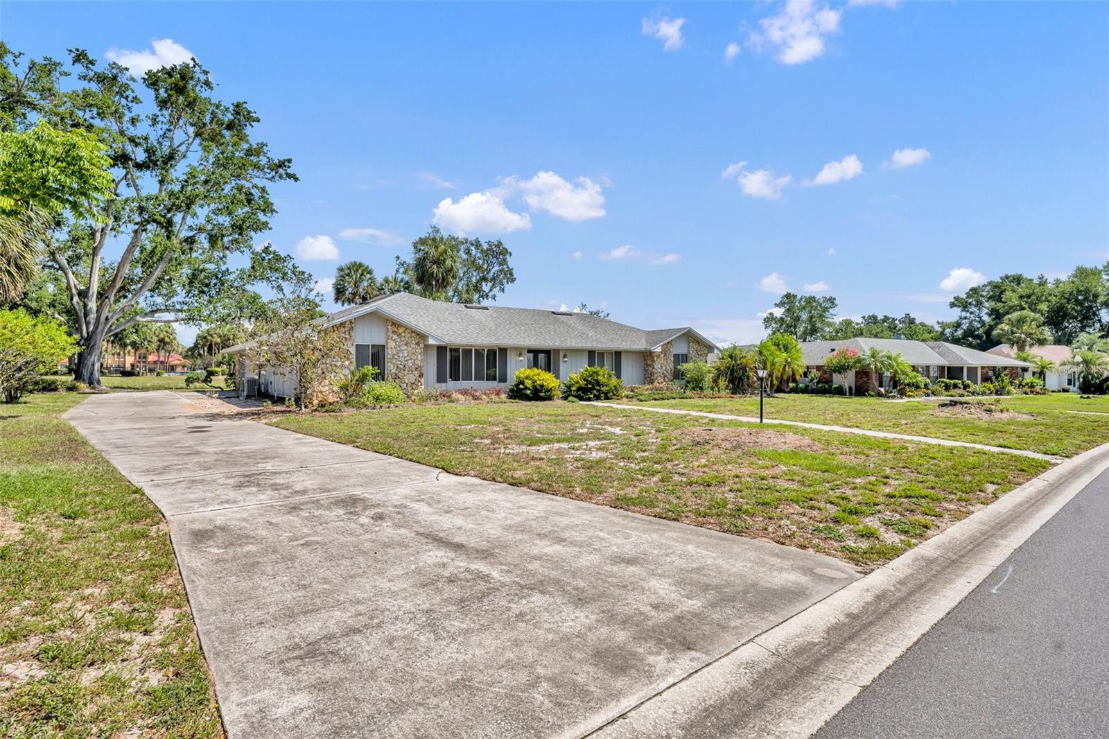 Image 4 of 38 For 1115 Lake Francis Drive
