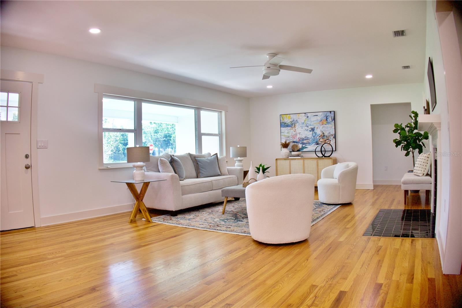 Image 11 of 47 For 1510 Live Oak Street