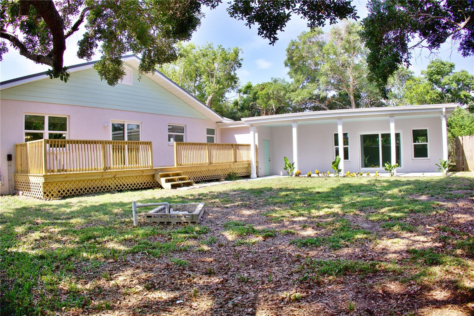 Image 43 of 47 For 1510 Live Oak Street