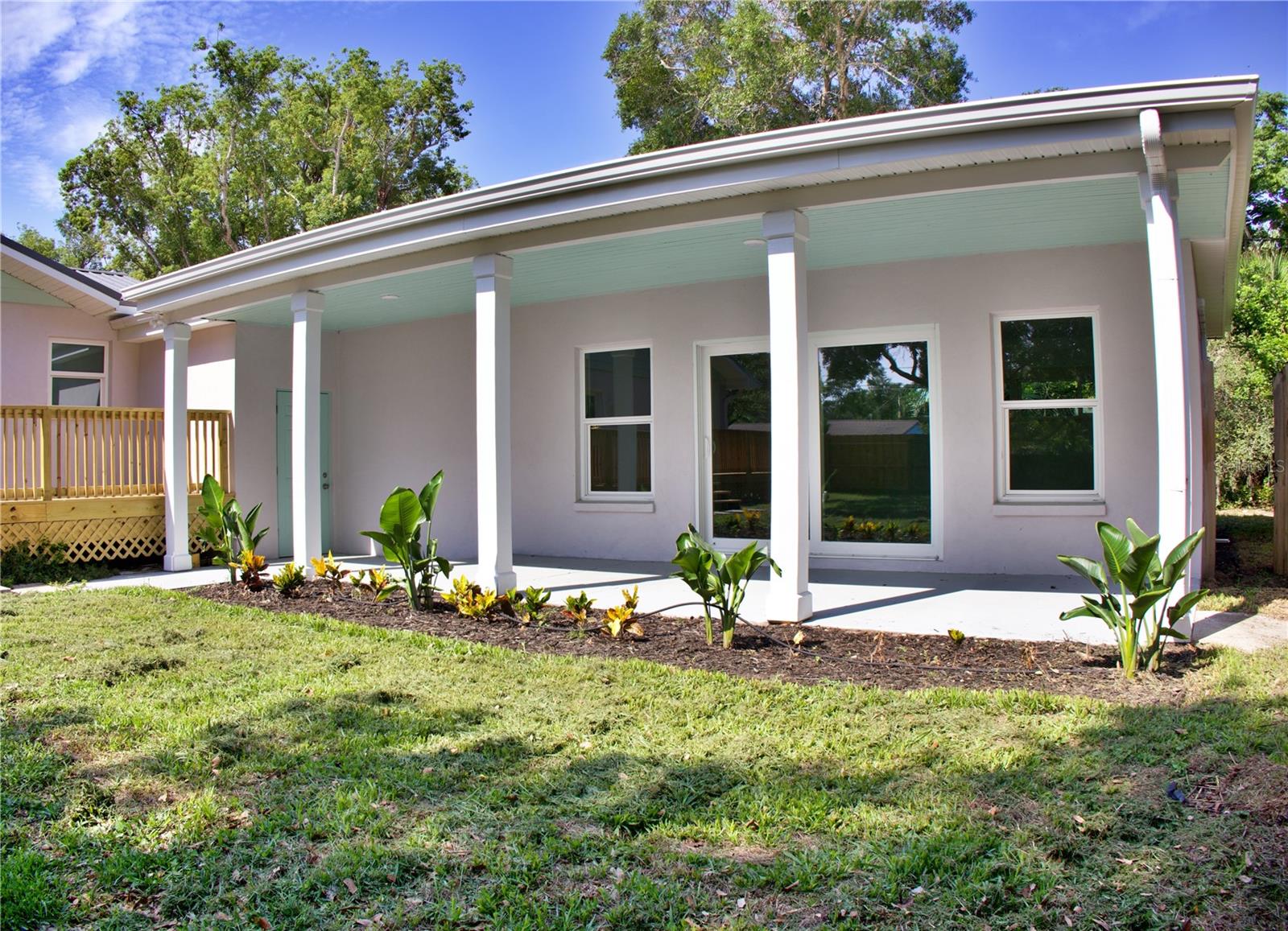 Image 44 of 47 For 1510 Live Oak Street