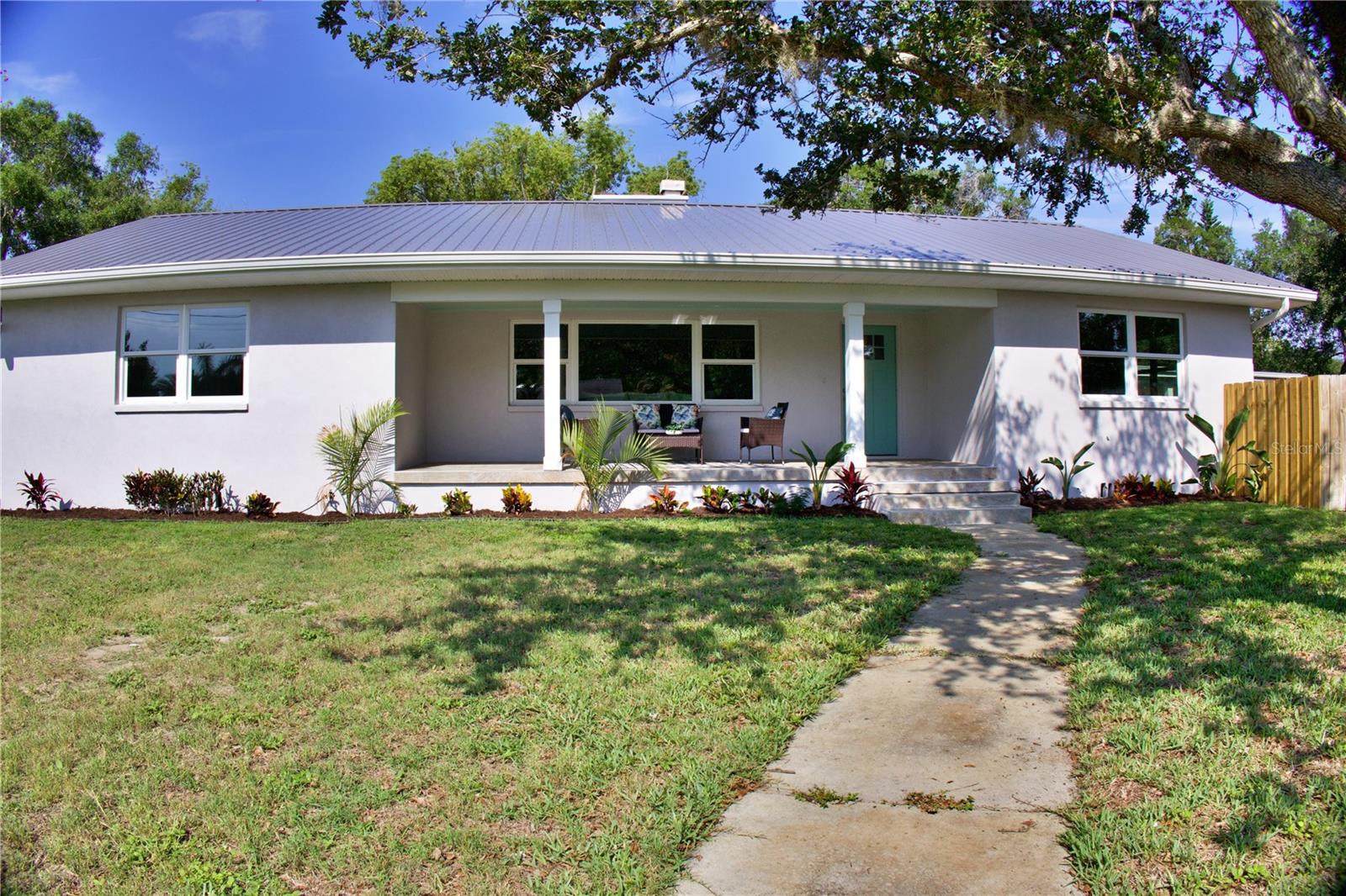 Image 8 of 47 For 1510 Live Oak Street