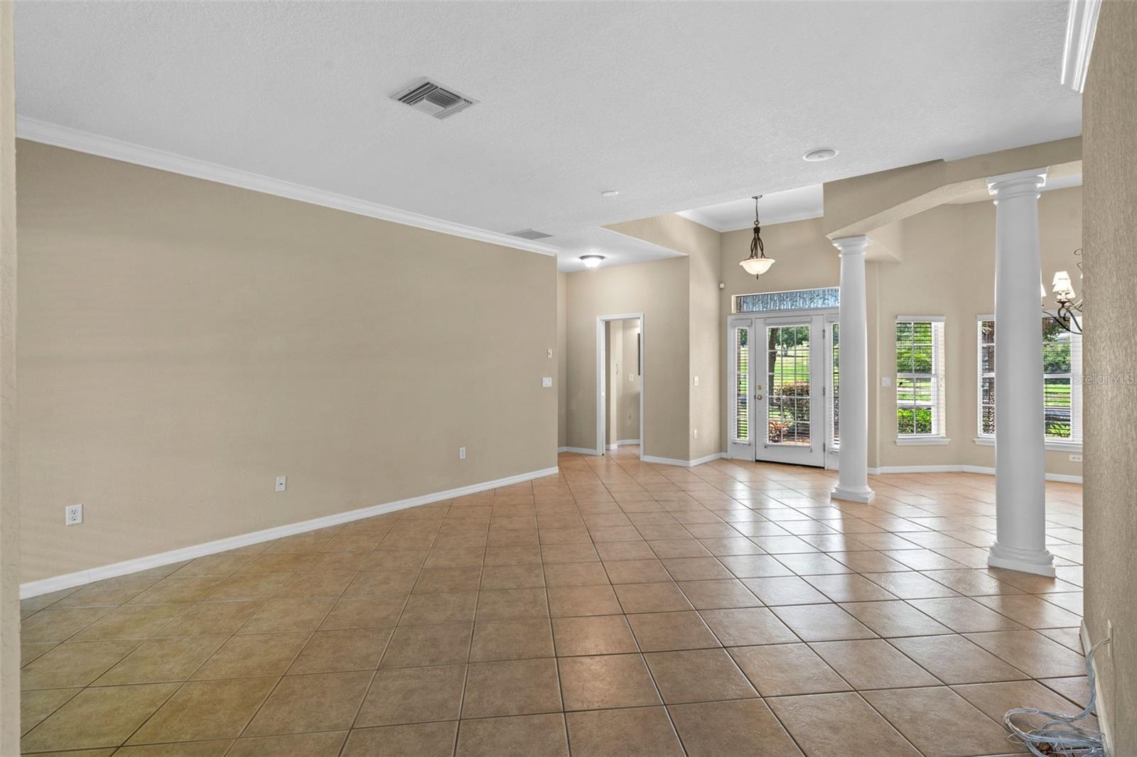 Image 7 of 50 For 16729 Tall Grass Lane