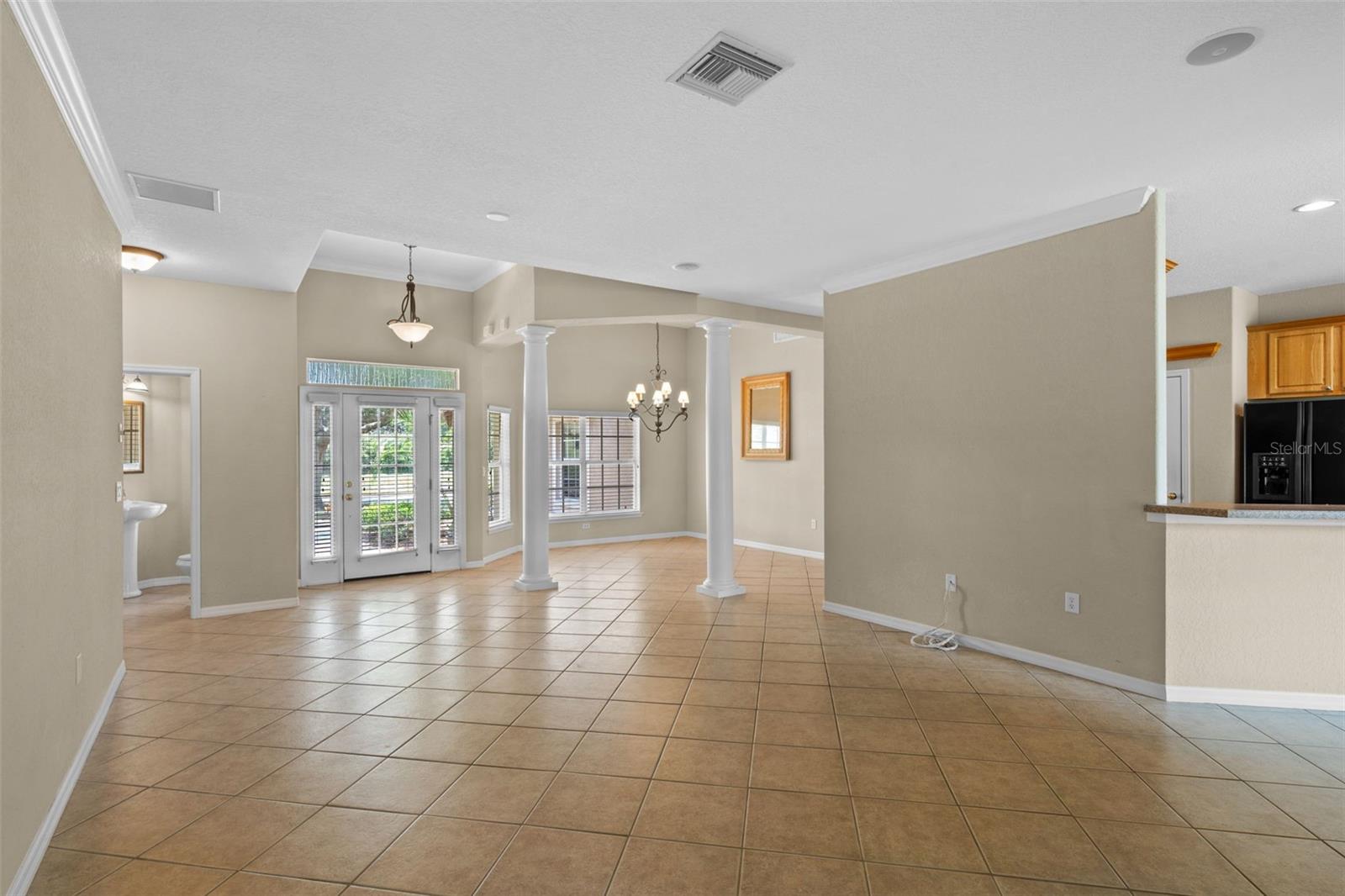 Image 8 of 50 For 16729 Tall Grass Lane