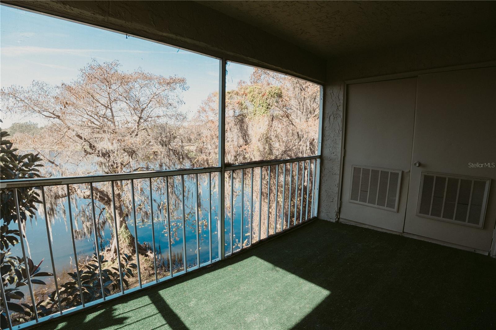 Image 2 of 11 For 4162 Versailles Drive 4162d