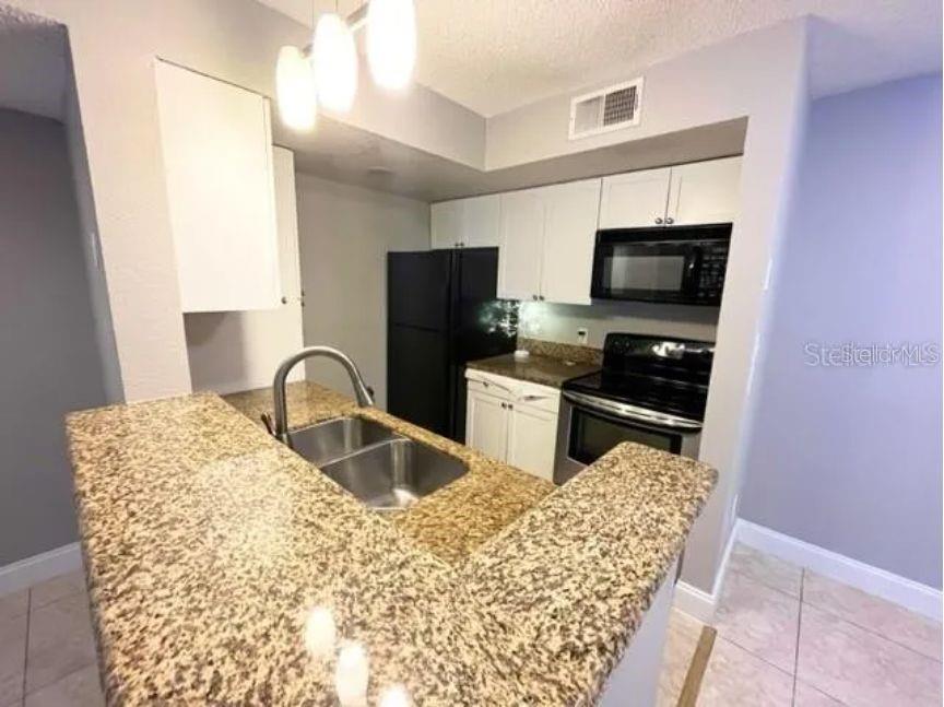 Image 3 of 12 For 5144 Conroy Road 1014