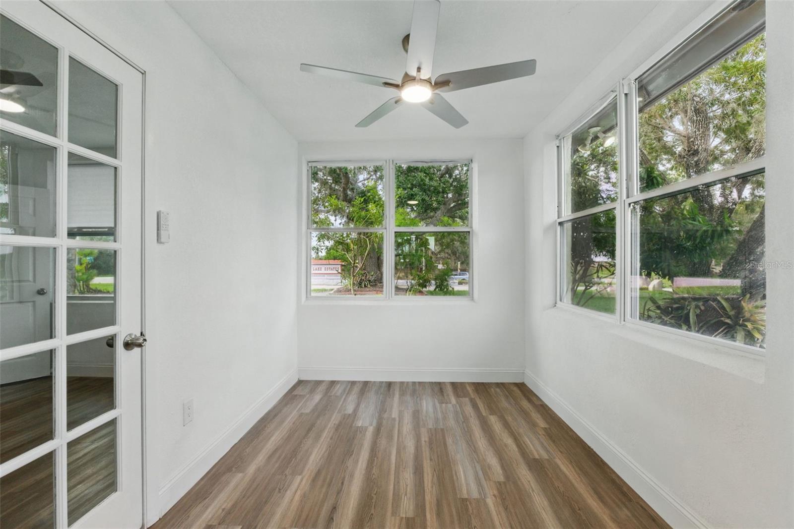 Image 41 of 59 For 8812 Oakwood Drive