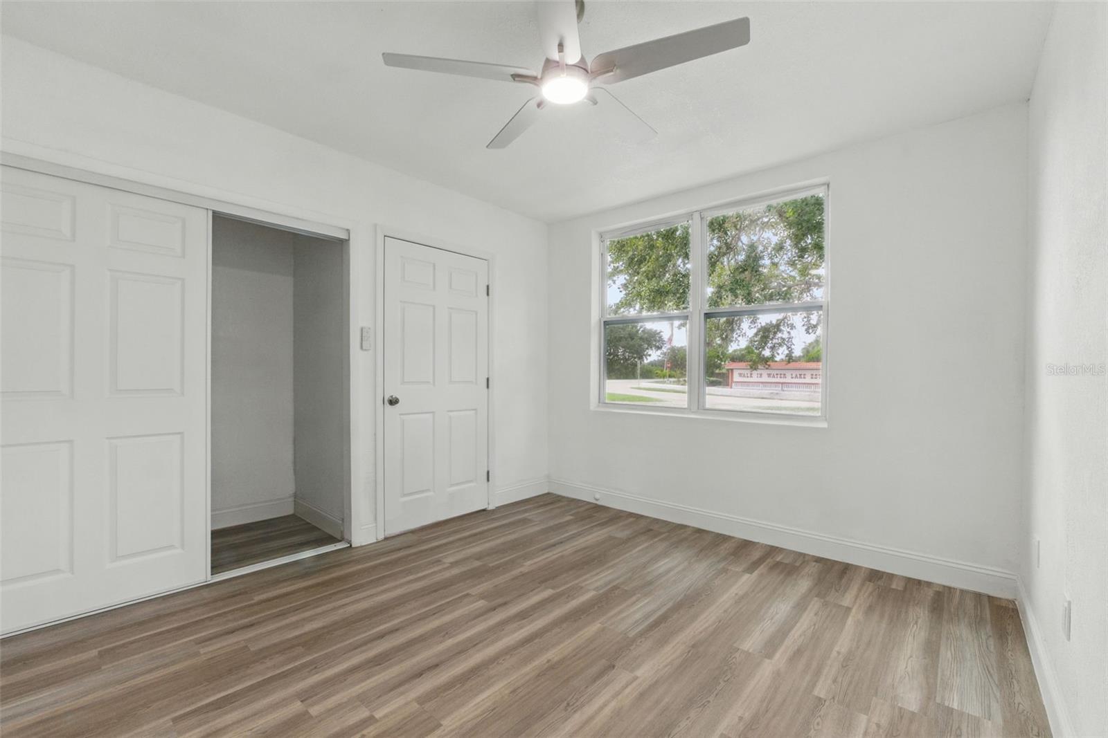Image 50 of 59 For 8812 Oakwood Drive