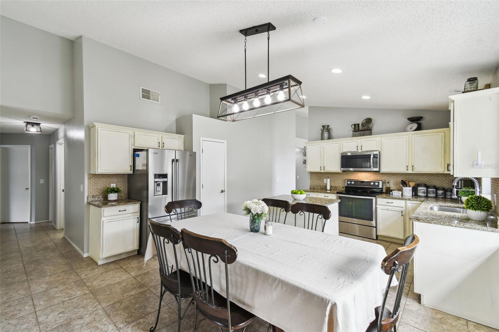 Image 18 of 58 For 7243 Minippi Drive