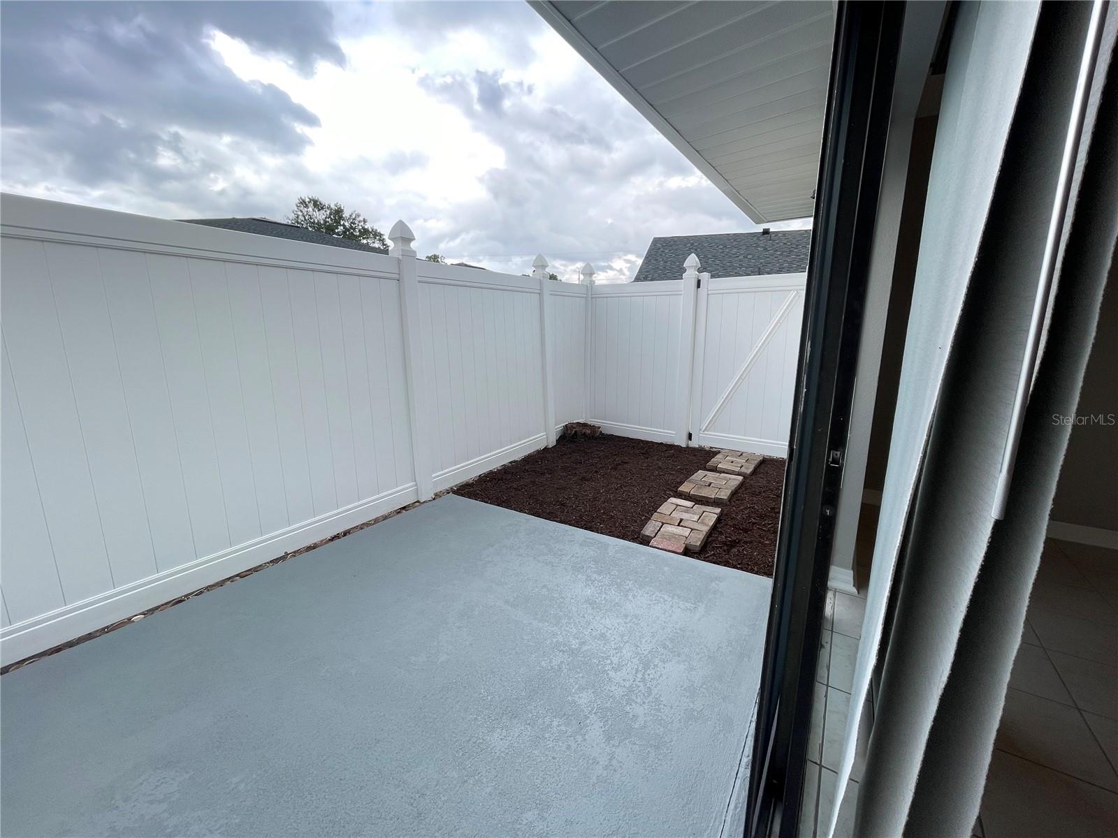 Image 11 of 100 For 1 Pinebark Avenue