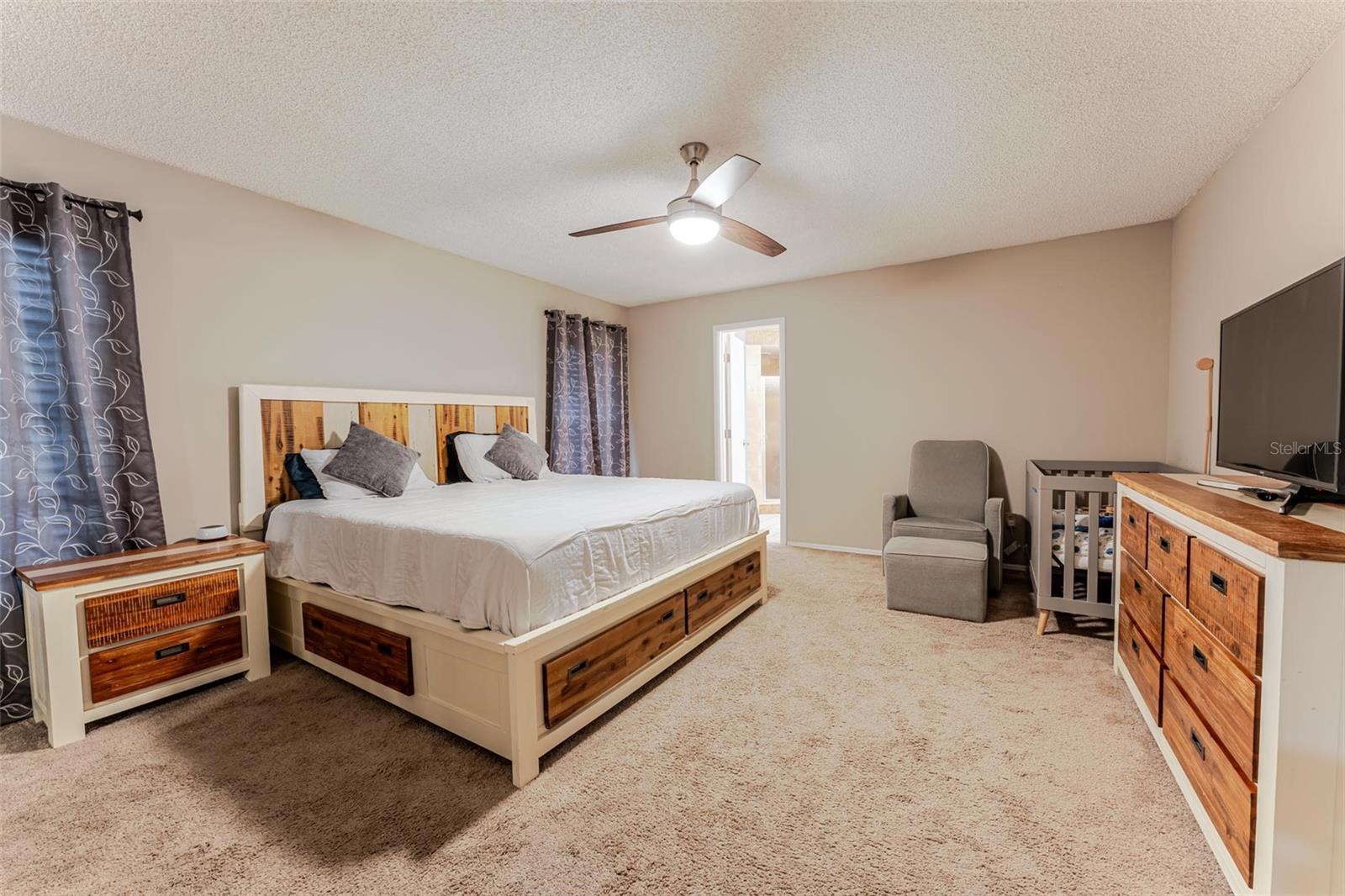Image 15 of 29 For 359 Westwind Court