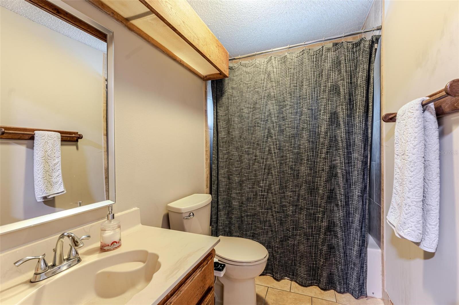 Image 20 of 29 For 359 Westwind Court