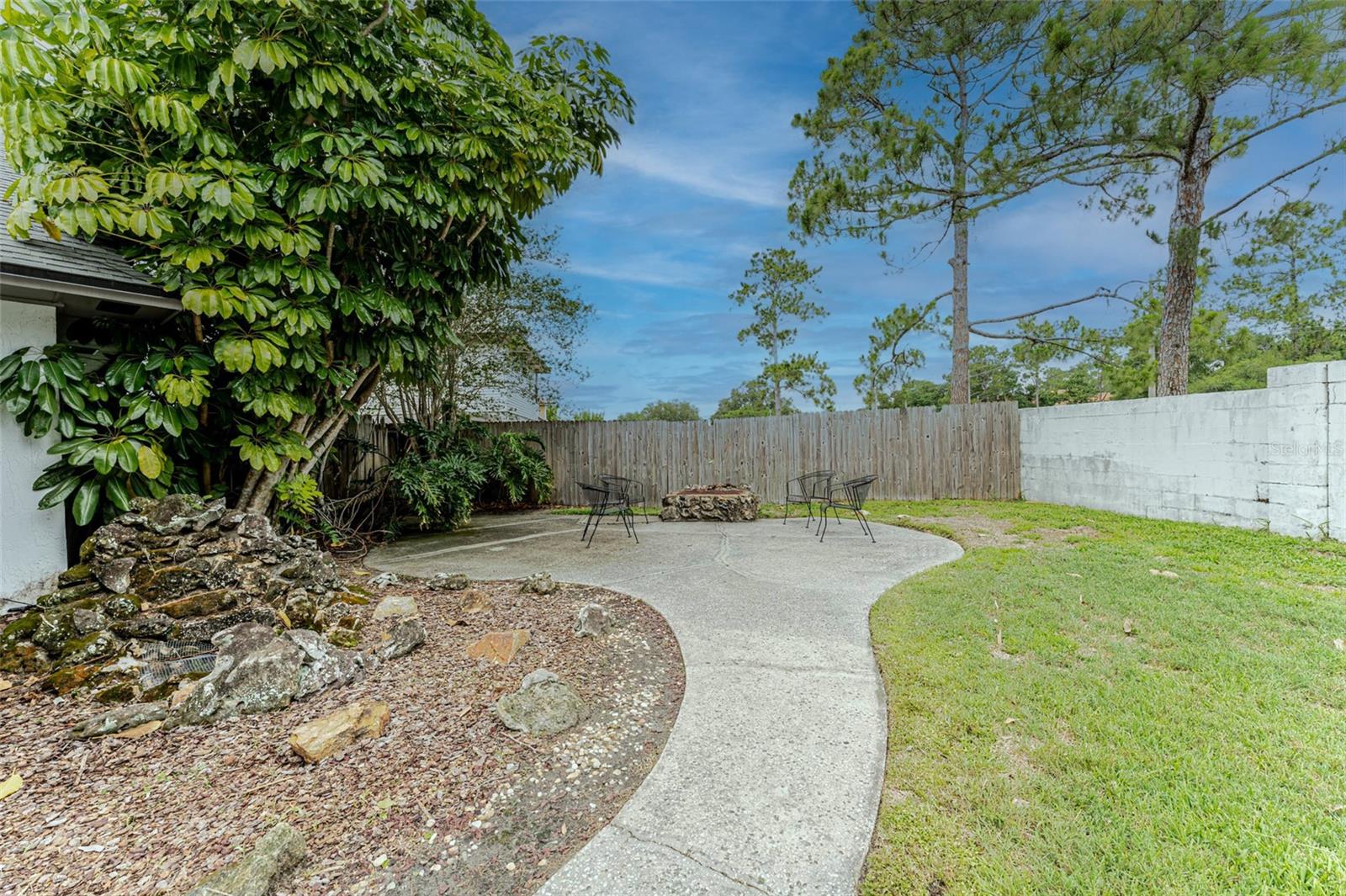 Image 28 of 29 For 359 Westwind Court