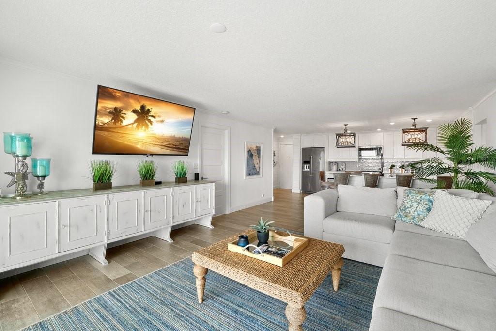 Image 6 of 28 For 420 64th Avenue 804