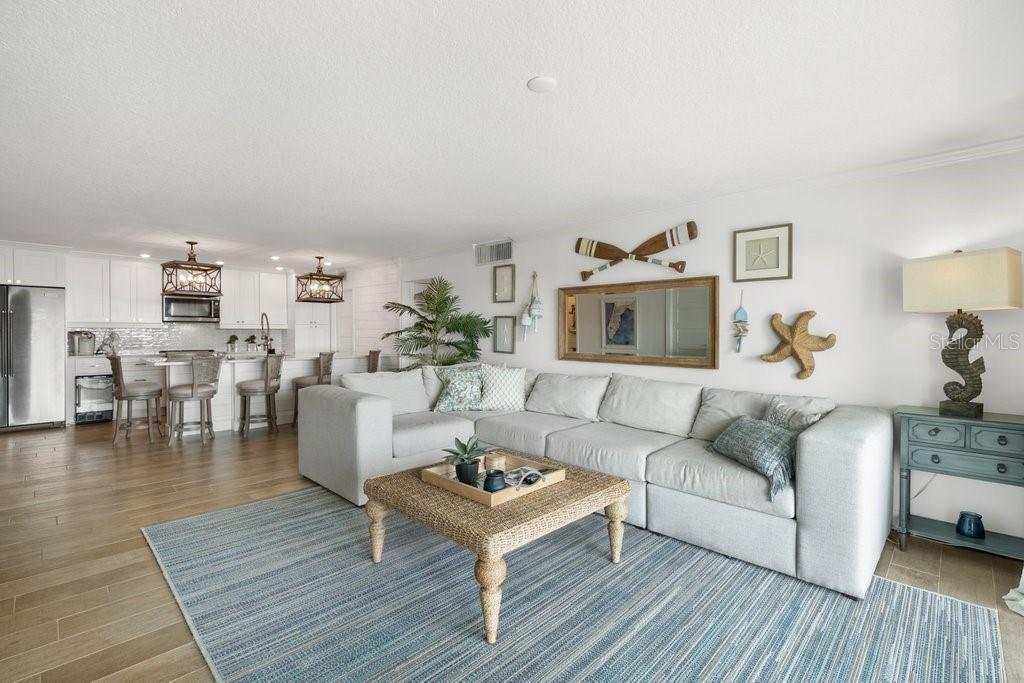 Image 7 of 28 For 420 64th Avenue 804