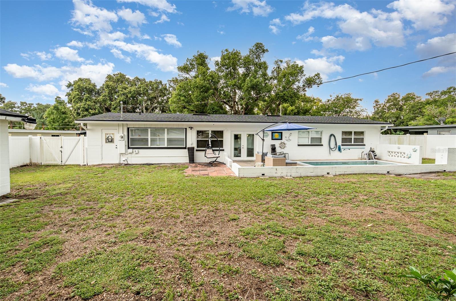 Image 21 of 24 For 4111 Dublin Street