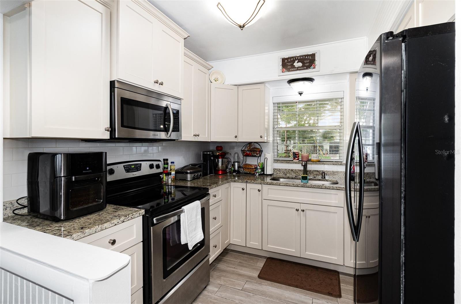 Image 9 of 24 For 4111 Dublin Street