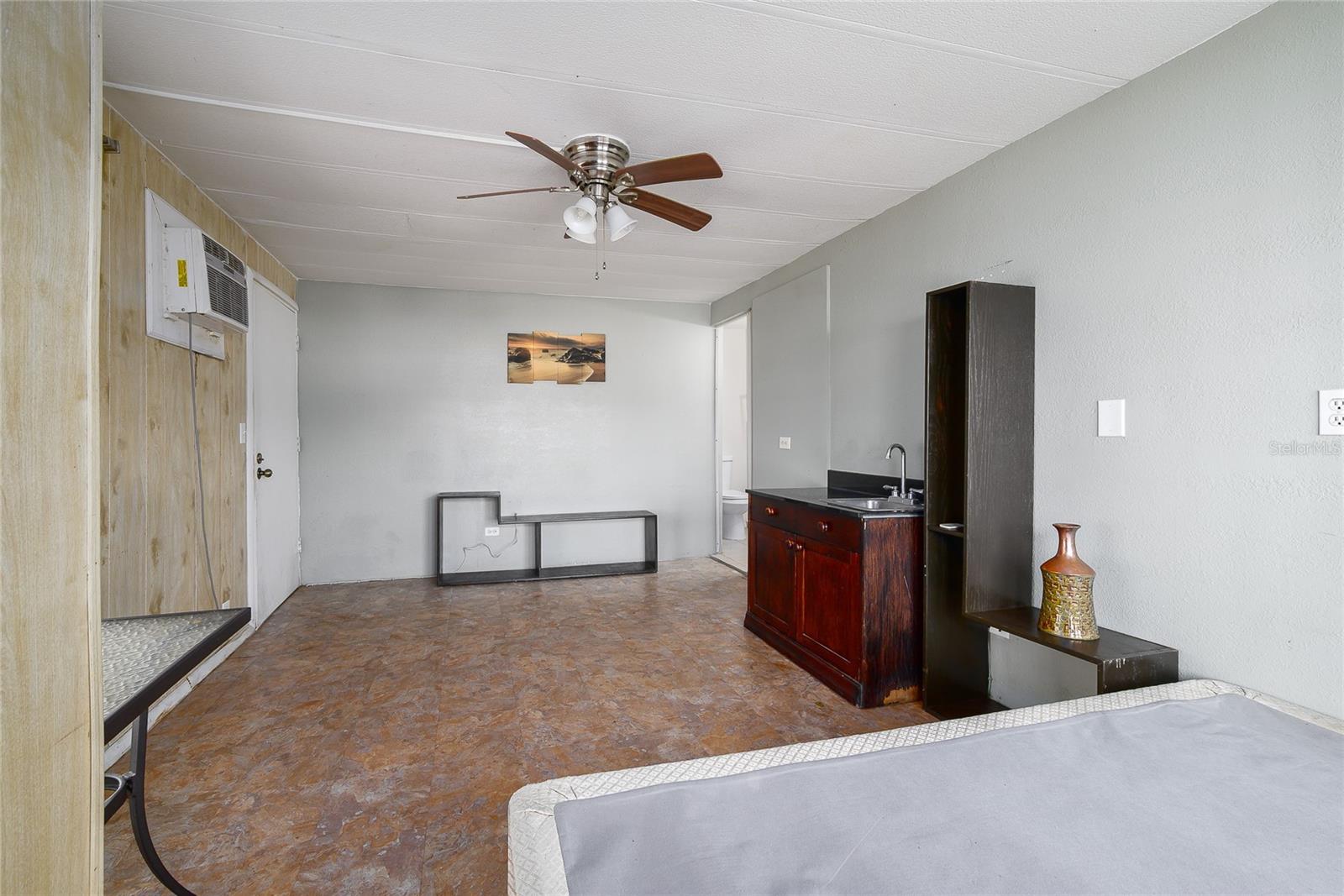 Image 17 of 33 For 5303 Lanai Drive