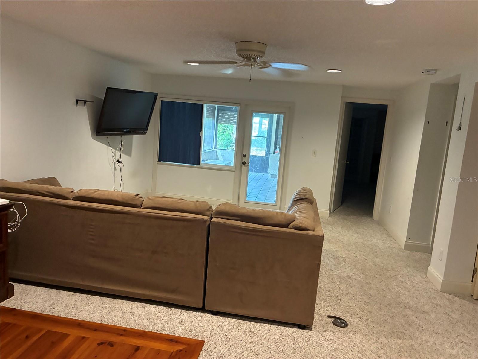 Image 21 of 25 For 116 Oakmont Lane